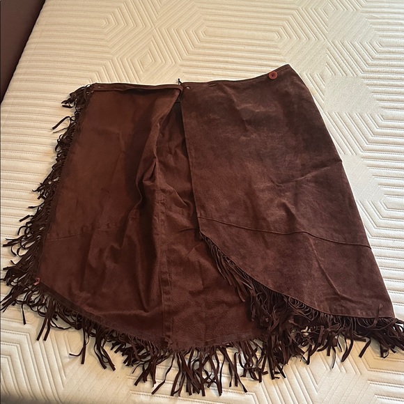 Vintage Brown 100% Suede Leather Fringe Wrap Midi Skirt - Kenar Leathers. - Picture 5 of 11